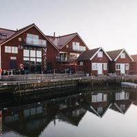 Björholmen Hotell & Restaurang，位于Björholmen的酒店