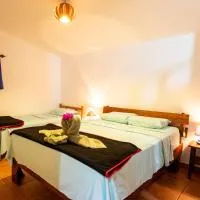 Pochote Lodge，位于Guayabos的酒店