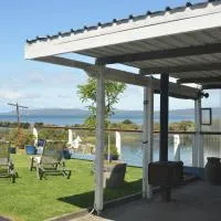 Kinsellas Water Views，位于奥尔巴尼的酒店