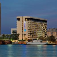 迪拜德伊勒河丽笙酒店，位于迪拜的酒店