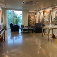 Art house Vasant Vihar New Delhi，位于新德里Vasant Vihar的酒店