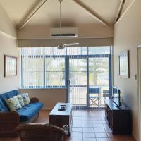 Granita's - 2 bedroom converted South Fremantle warehouse apartment，位于弗里曼特南弗里曼特尔的酒店