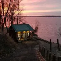 Maison sur la plage TERRE-MÈRE，位于Grenville-sur-la-Rouge的酒店