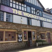 The Wookey Hole Inn，位于韦尔斯的酒店
