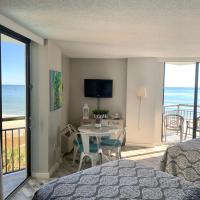 426 Belle Vue Magnificent Oceanfront studio with two balconies