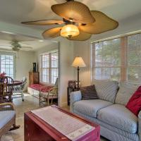 Charming Painter Home with Chesapeake Bay Views，位于Exmore阿考马克县机场 - MFV附近的酒店