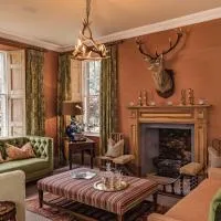 The Residence by Atholl Arms，位于邓凯尔德的酒店