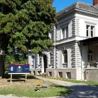 Schlossgut Gorow，位于Satow的酒店