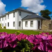 An Chúirt Hotel, Gweedore, Donegal，位于圭多尔的酒店