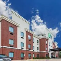 Holiday Inn Express & Suites Longview South I-20 by IHG，位于朗维尤的酒店