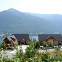 Kootenay Wild Guest Suites，位于尼尔逊的酒店