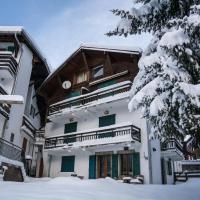 Prachtig familie appartement voor 6 personen in het hart van Argentière, Chamonix Mont-Blanc，位于夏蒙尼-勃朗峰Argentière的酒店