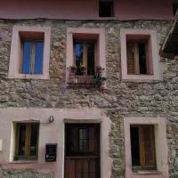 Albergue el Hacedor,位于La Aldea del Portillo de Busto的酒店