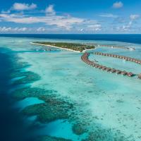 Pullman Maldives All-Inclusive Resort，位于MaamutaaKooddoo Airport - GKK附近的酒店