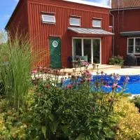 Villa Sikvägen，位于厄勒布鲁的酒店