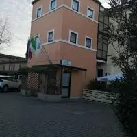 坎亭纳酒店,位于Alfonsine的酒店