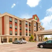 Holiday Inn Express & Suites San Antonio Frost Bank Center, an IHG Hotel，位于圣安东尼奥的酒店