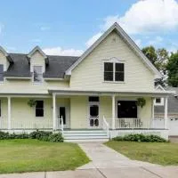 Dr Combackers Historic 1880s Home，位于Osceola的酒店