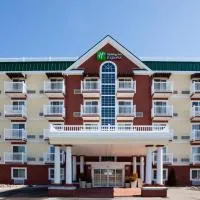 Holiday Inn Express & Suites Petoskey by IHG,位于佩托斯基的酒店