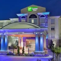 Holiday Inn Express Phenix City-Fort Benning by IHG，位于凤凰城的酒店