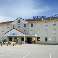 Ibis Budget Dole-Choisey，位于多勒多勒汝拉机场 - DLE附近的酒店