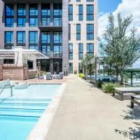 Global Luxury Suites at Reston Town Center，位于雷斯顿的酒店