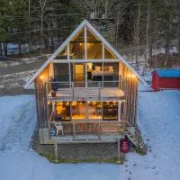 Classic Stowe Ski Chalet chalet，位于斯托的酒店