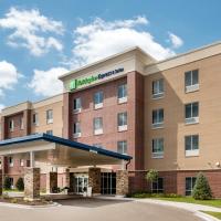 Holiday Inn Express & Suites St. Louis - Chesterfield, an IHG Hotel，位于切斯特菲尔德Spirit of St. Louis - SUS附近的酒店