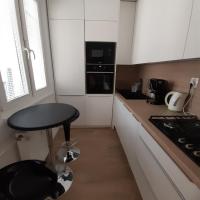 Apartment Klimka with balcony, free wifi and free parking，位于布拉迪斯拉发Dubravka的酒店