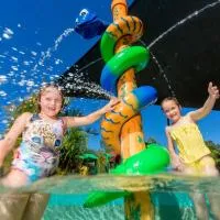 Lakeside Forster Holiday Park，位于福斯特的酒店