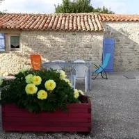 La maison neuve，位于Fontaines的酒店