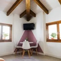 LA MOMA Apartments & Room，位于卡迪瓦的酒店