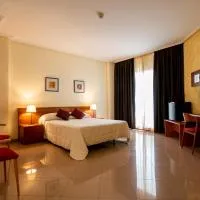 Hotel Playa Sol by ALEGRIA，位于马萨龙港的酒店