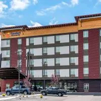 Comfort Inn & Suites Lakewood by JBLM，位于莱克伍德的酒店