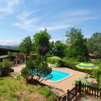 Agriturismo Il Burlino Apartments,位于Lerma的酒店