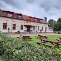 Birkagårdens Vandrarhem，位于Åled的酒店
