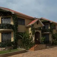 Villa Karibu Serviced Apartments-Kampala，位于坎帕拉的酒店