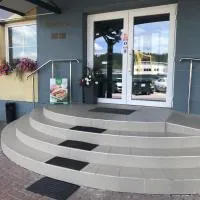 日利纳贾尼酒店，位于日利纳的酒店