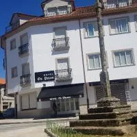 HOTEL OS PAZOS familiar，位于坎巴多斯的酒店