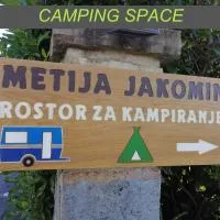 Camping Jakomin，位于科佩尔的酒店