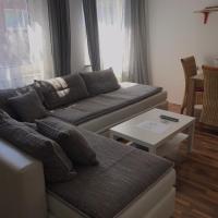 Große Ferienwohnung an der Rheinpromenade three，位于杜伊斯堡Laar的酒店