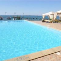 Dolce Vita sea view apartment，位于圣弗拉斯Sveti Vlas New Beach的酒店
