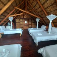 East Africa Safaris，位于ChizavaneXai-Xai Chongoene Airport - VJB附近的酒店