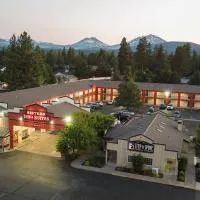 Sisters Inn & Suites，位于姊妹城的酒店