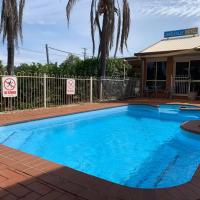 Charleville Motel，位于查尔维尔查尔维尔机场 - CTL附近的酒店