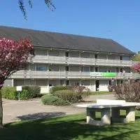 钟楼圣安迪娜东圣夏蒙德酒店，位于圣沙蒙的酒店