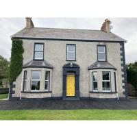 Ballyginniff Farm House，位于克拉姆林贝尔法斯特国际机场 - BFS附近的酒店