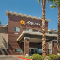 La Quinta Inn & Suites by Wyndham Las Vegas Nellis，位于拉斯维加斯北拉斯维加斯的酒店