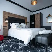 Hôtel du Barry Resort & Spa，位于Sauveterre的酒店