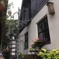 T’ Hogeland Ainrom，位于Eenrum的酒店
